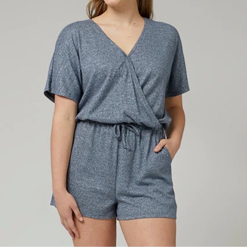 🟠32 DEGREES Super Soft Romper with Adjustable Drawstring Heather Blue SMALL
